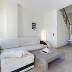 Beachfront Puerto Cabopino Apartment *