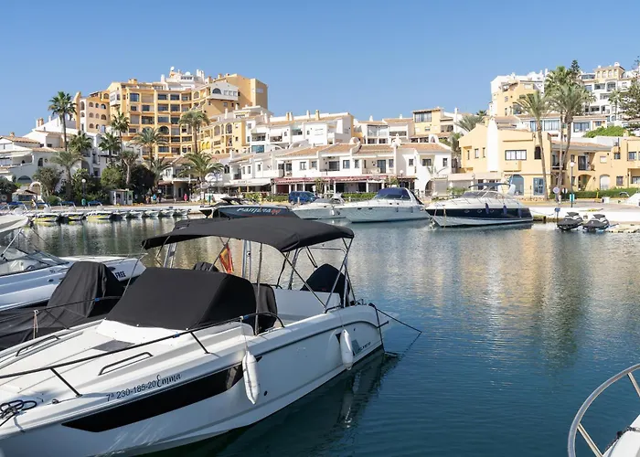 Beachfront Puerto Cabopino *