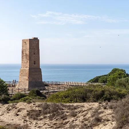 Apartamento Beachfront Puerto Cabopino Marbella