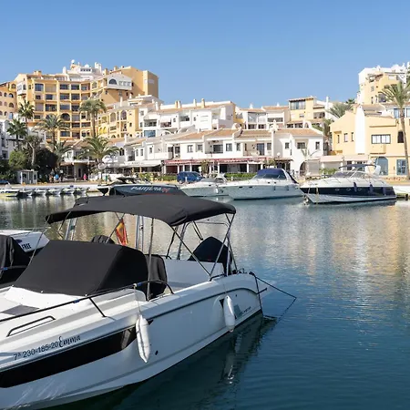 Beachfront Puerto Cabopino *